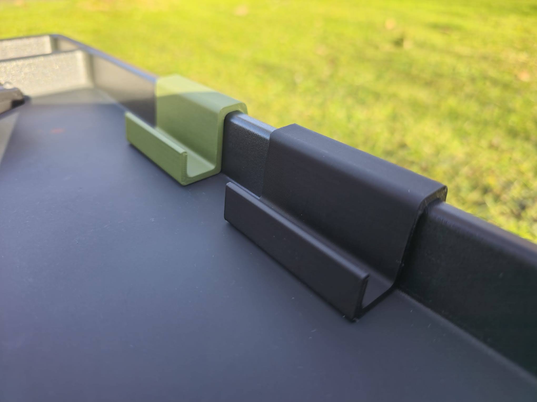 Handy Halterung für den Fox Bivvy Table